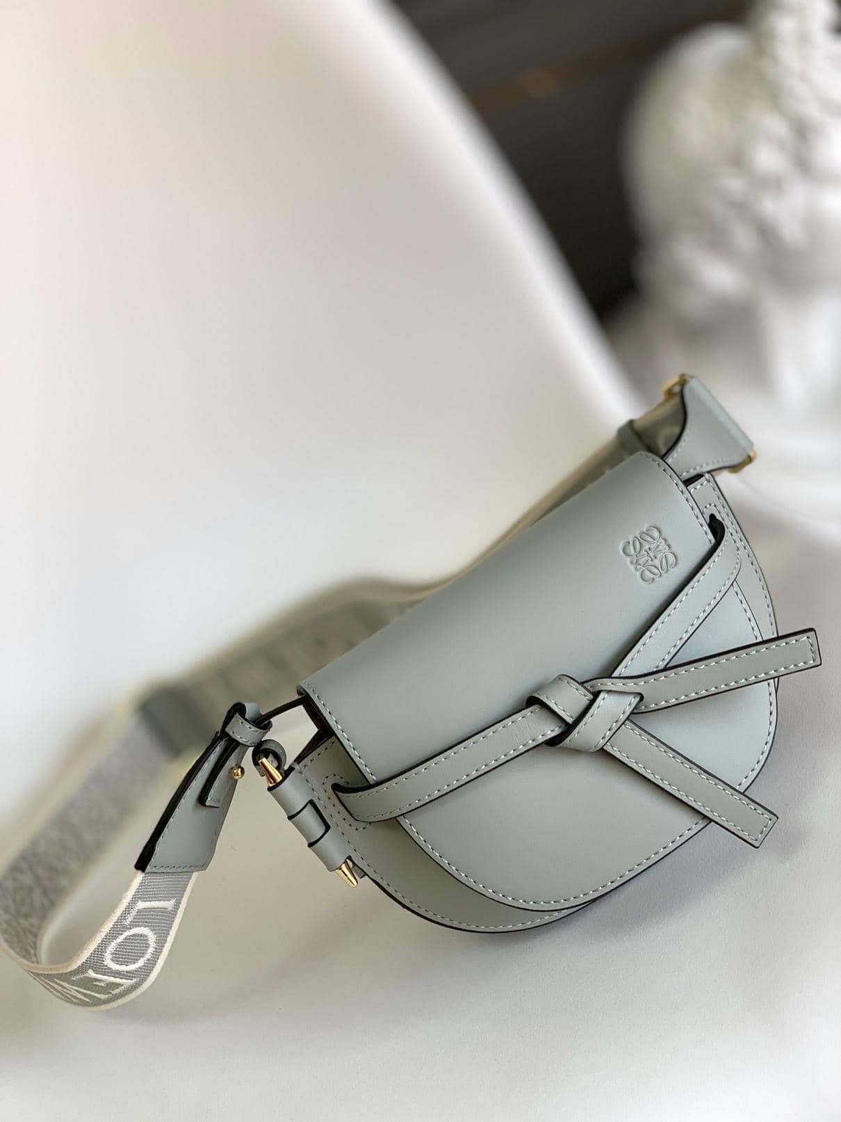 0005-Gate Saddle Bag